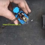 Щеточный узел мотора стеклоподъемника
