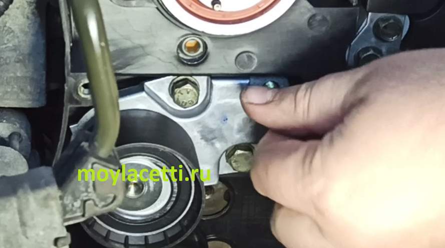 Видео ремонт авто замена ремня грм